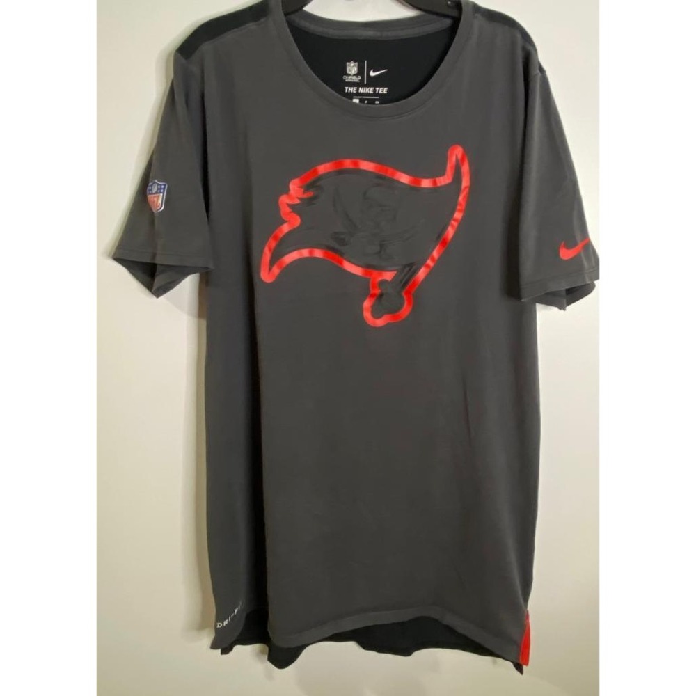 The Nike Tee Carolina Flag Dri Fit NFL on Field‎ Apparel Two Tone Medium